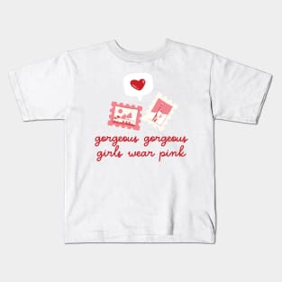 gorgeous gorgeous girls wear pink Kids T-Shirt